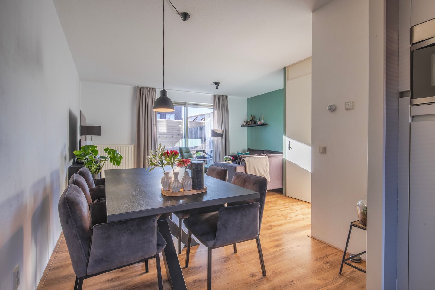 Photo 10 of Madelievenstraat 61