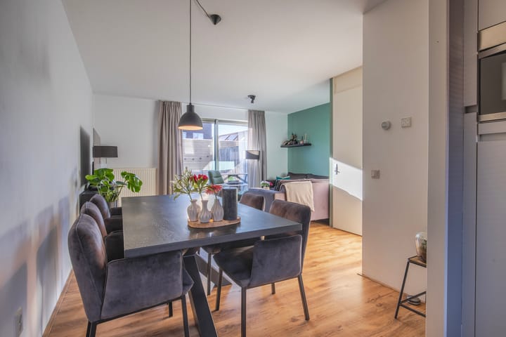 Photo 10 of Madelievenstraat 61