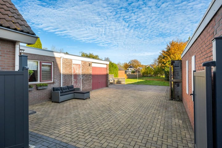 Photo 23 of Middenweg 17