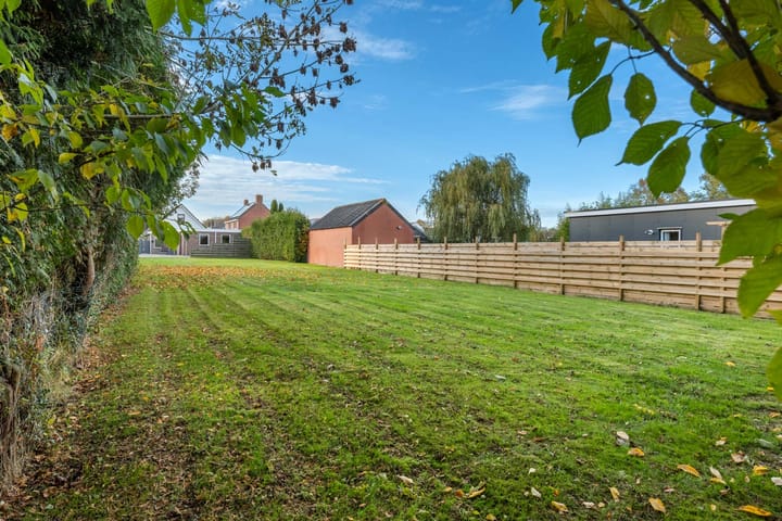 Photo 26 of Middenweg 17