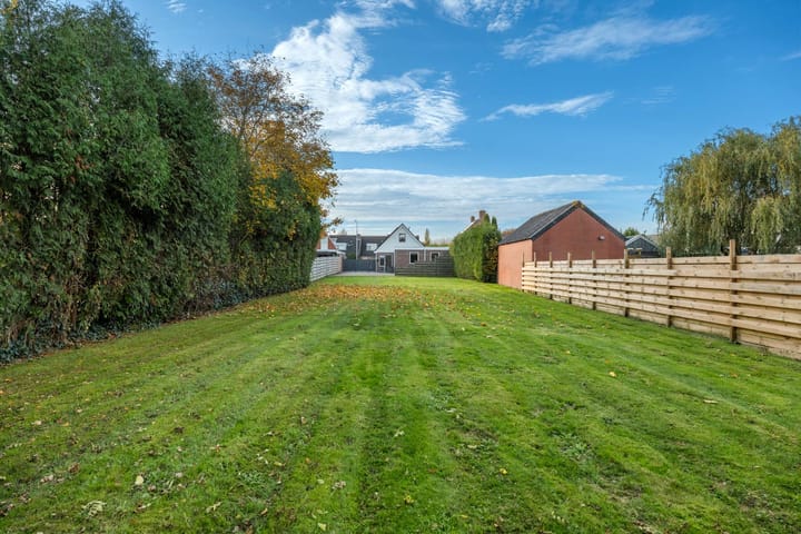 Photo 27 of Middenweg 17