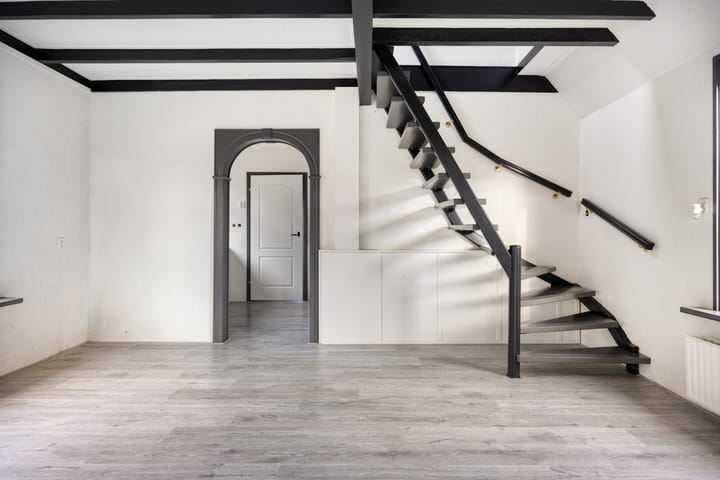 Foto 20 van Burg v Roijenstr West 60