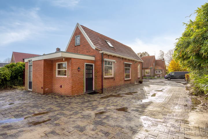 Foto 40 van Burg v Roijenstr West 60