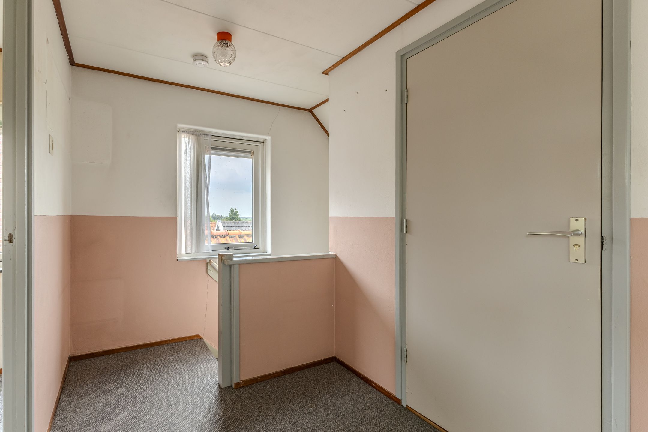 Photo 9 of Oosteinde 54