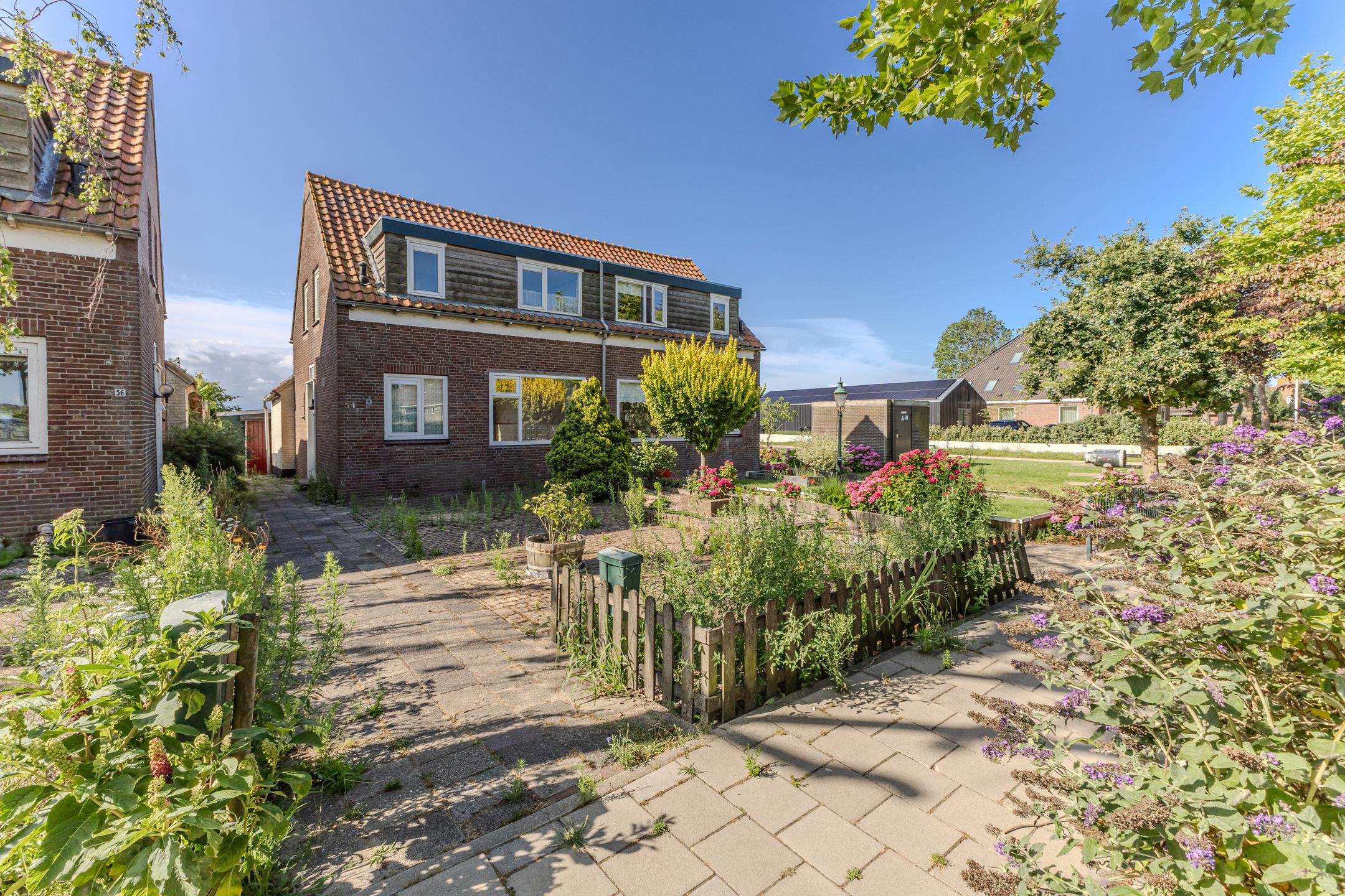 Photo 27 of Oosteinde 54