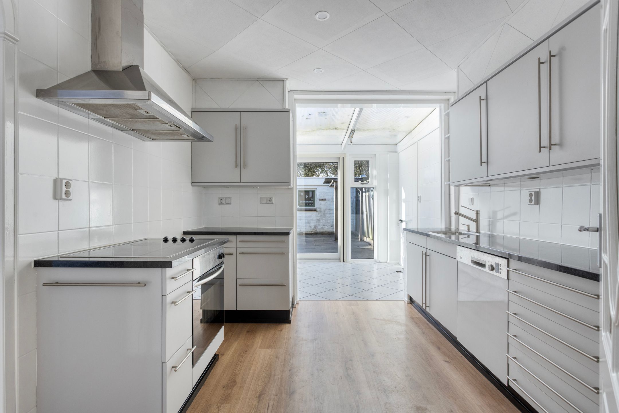 Photo 12 of Hertog Albrechtstraat 382