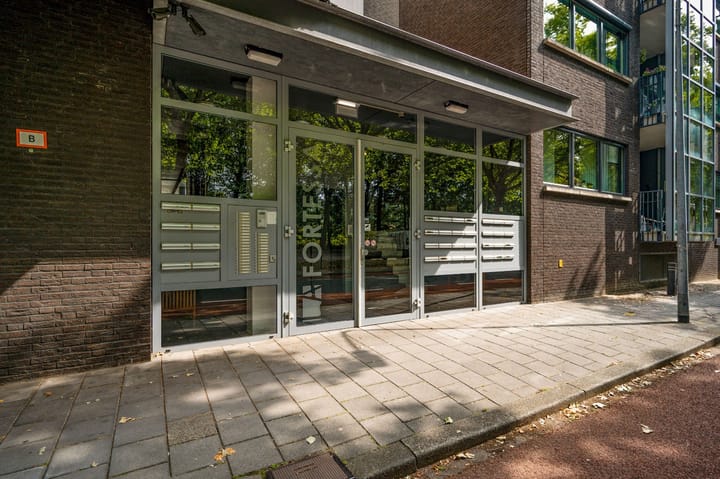 Photo 5 of Parallelweg 118