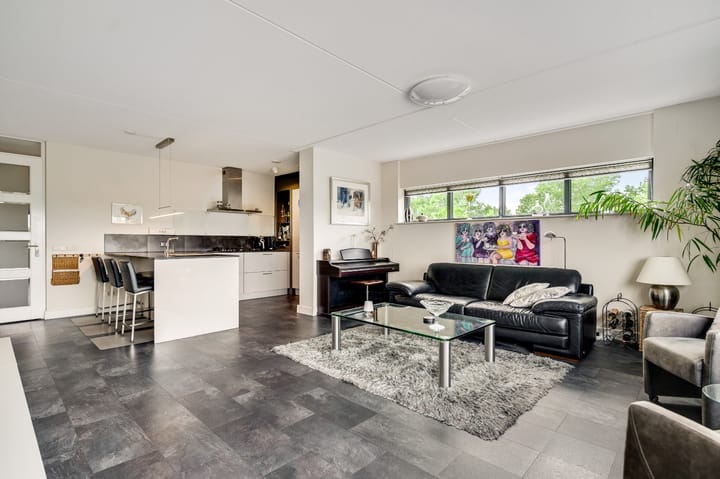 Photo 6 of Parallelweg 118