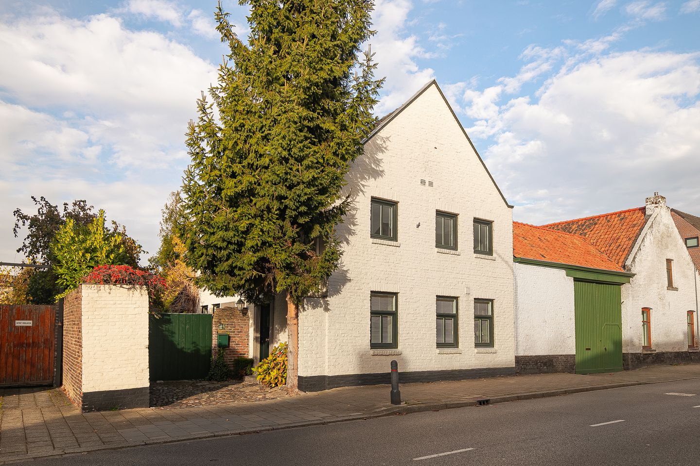 Photo 1 of Dorpstraat 120