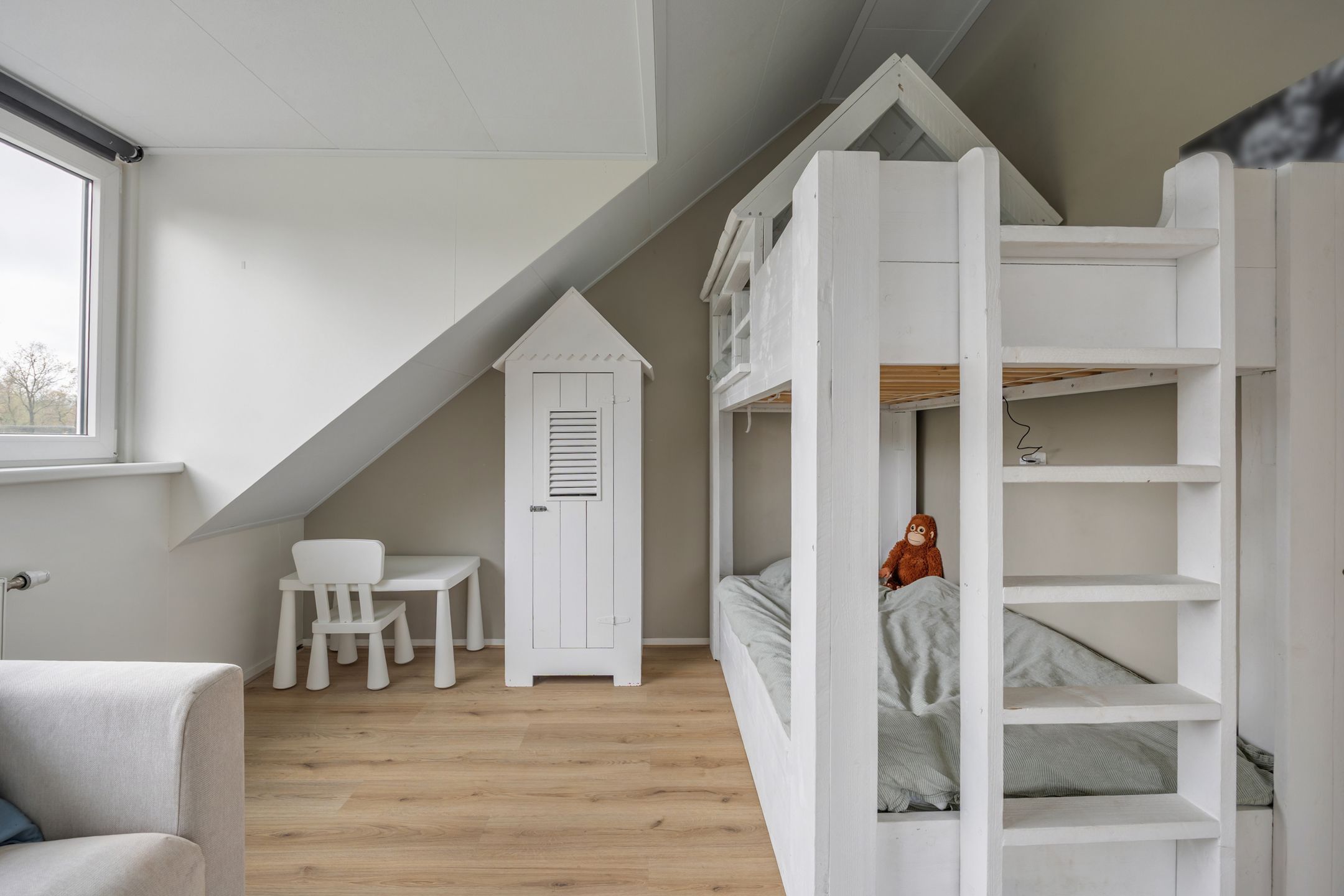 Photo 54 of Bavelselaan 322