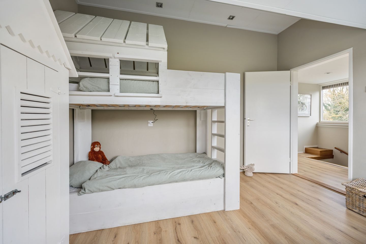 Photo 55 of Bavelselaan 322