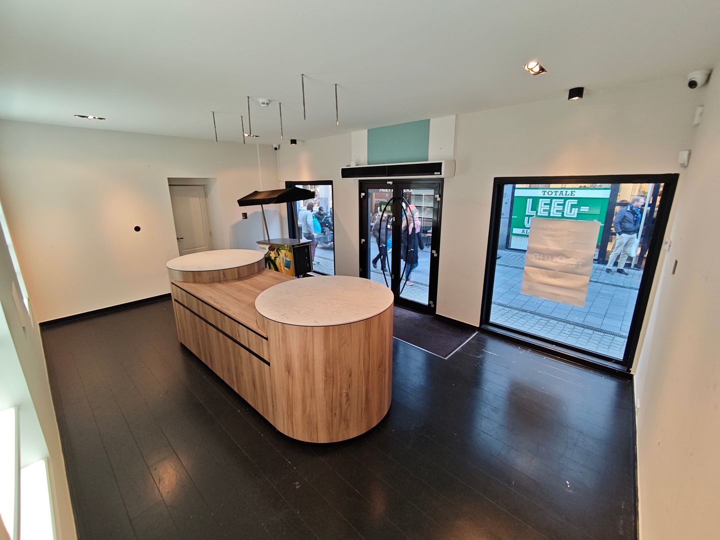 View photo 2 of Korte Brugstraat 2