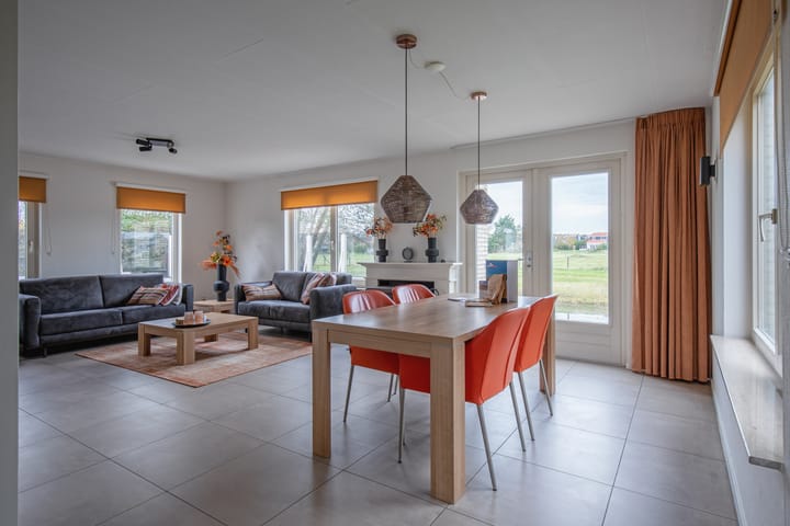 Foto 8 van Kamperfoelieweg 69