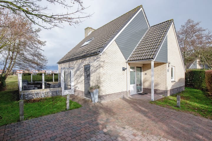 Foto 38 van Kamperfoelieweg 69