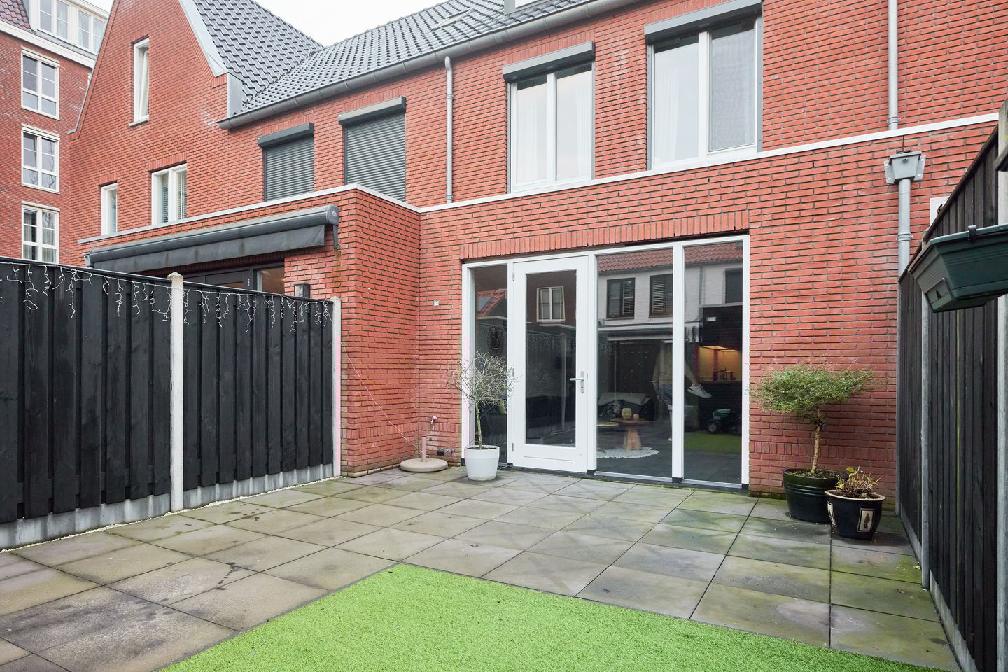 Foto 14 van Volharding 33