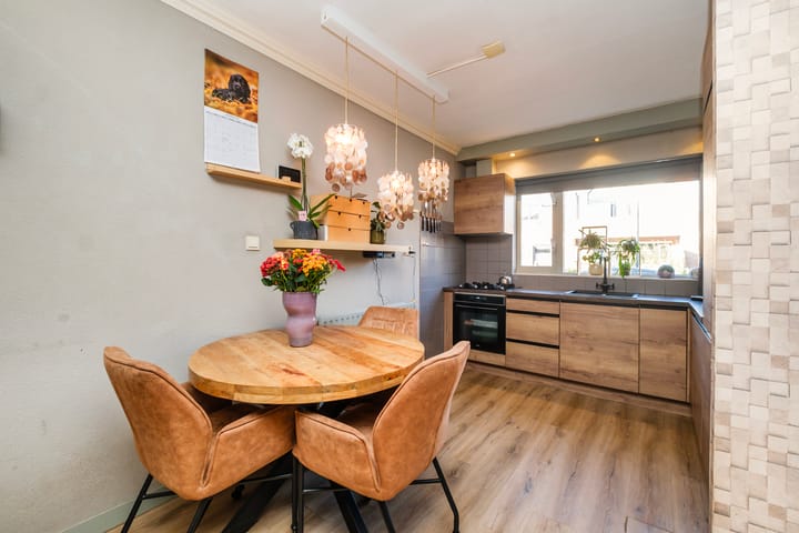 Foto 10 van Thomsonstraat 188