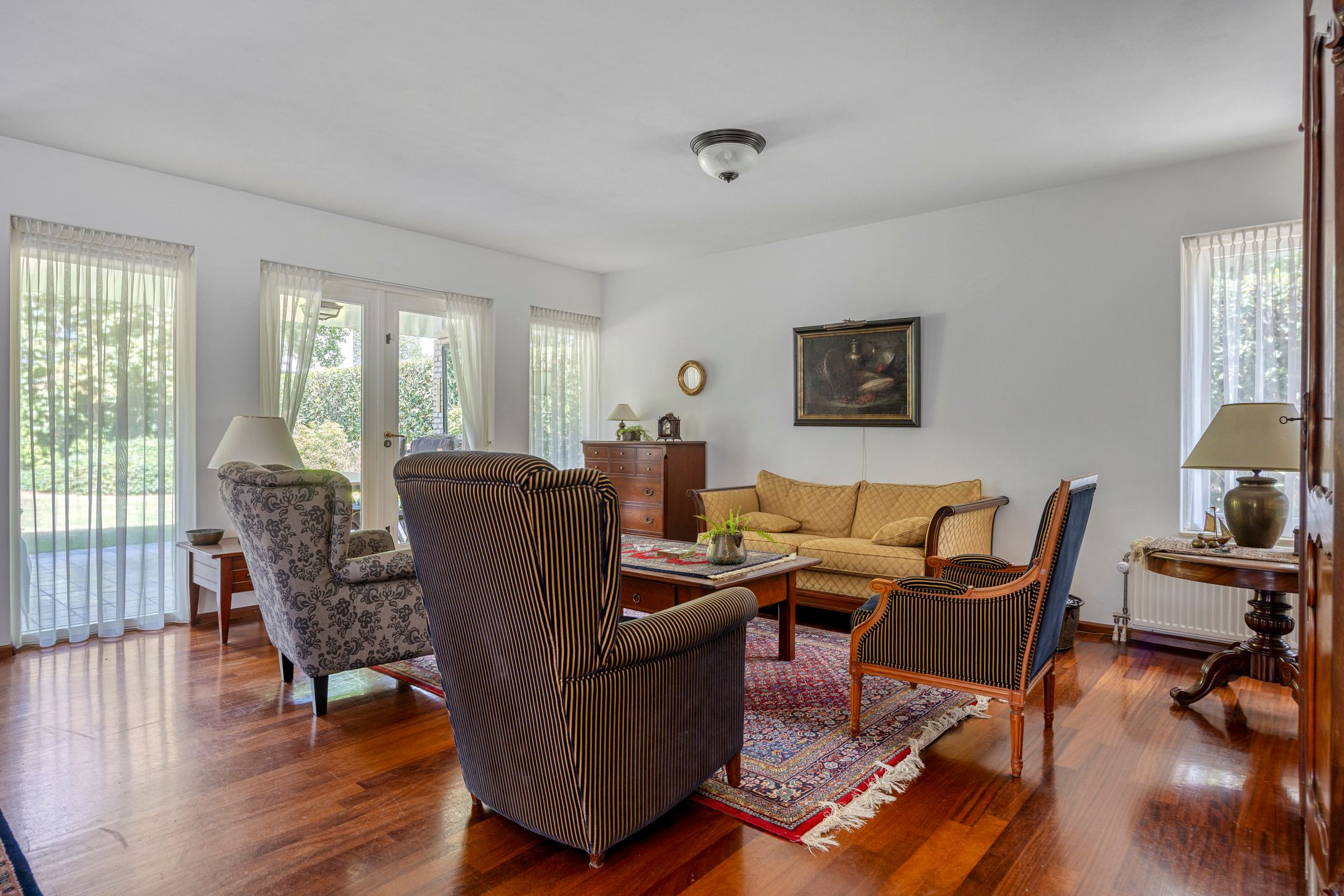 Photo 9 of Luxwoudestraat 15