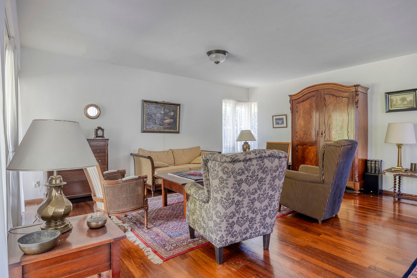 Photo 10 of Luxwoudestraat 15