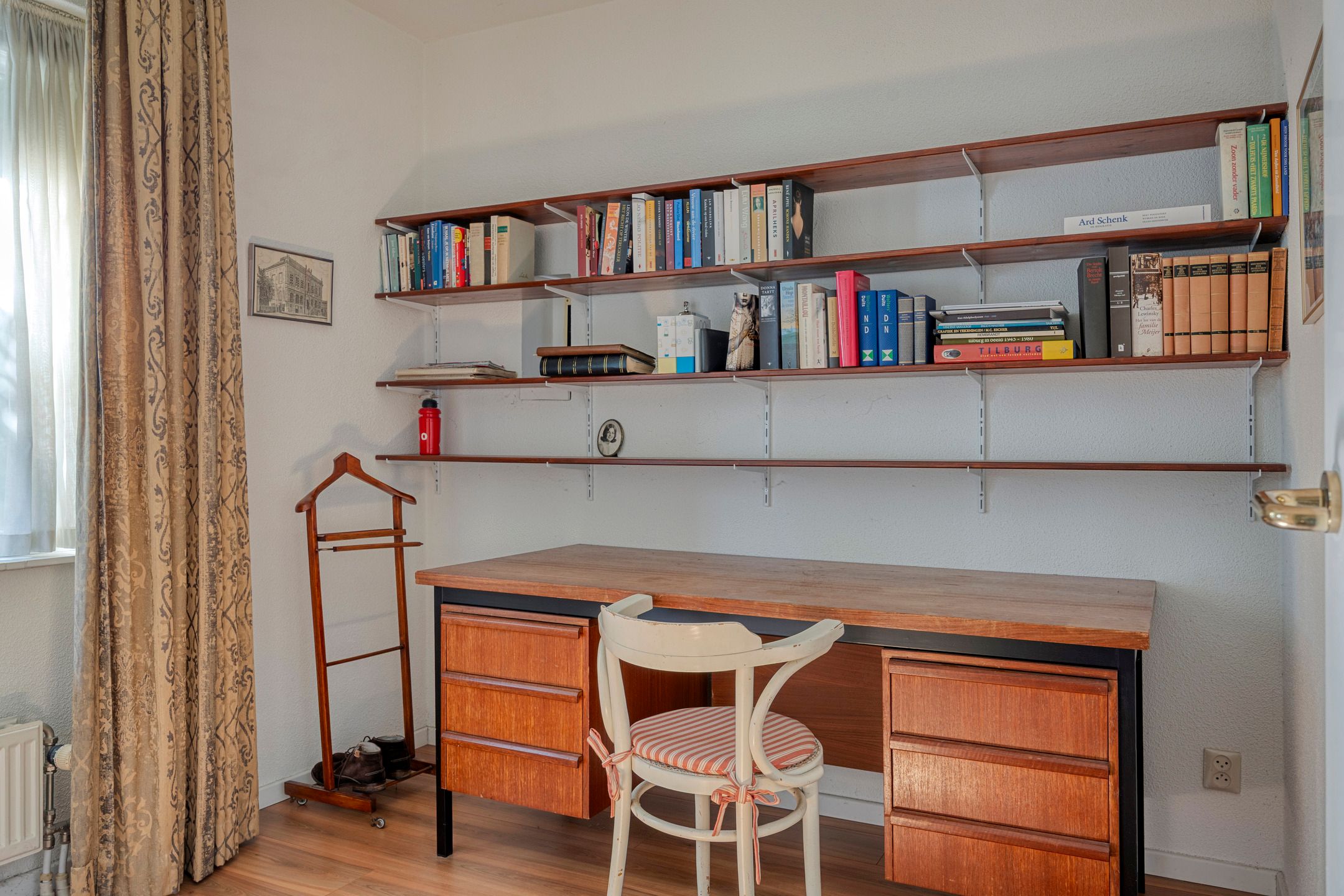 Photo 27 of Luxwoudestraat 15