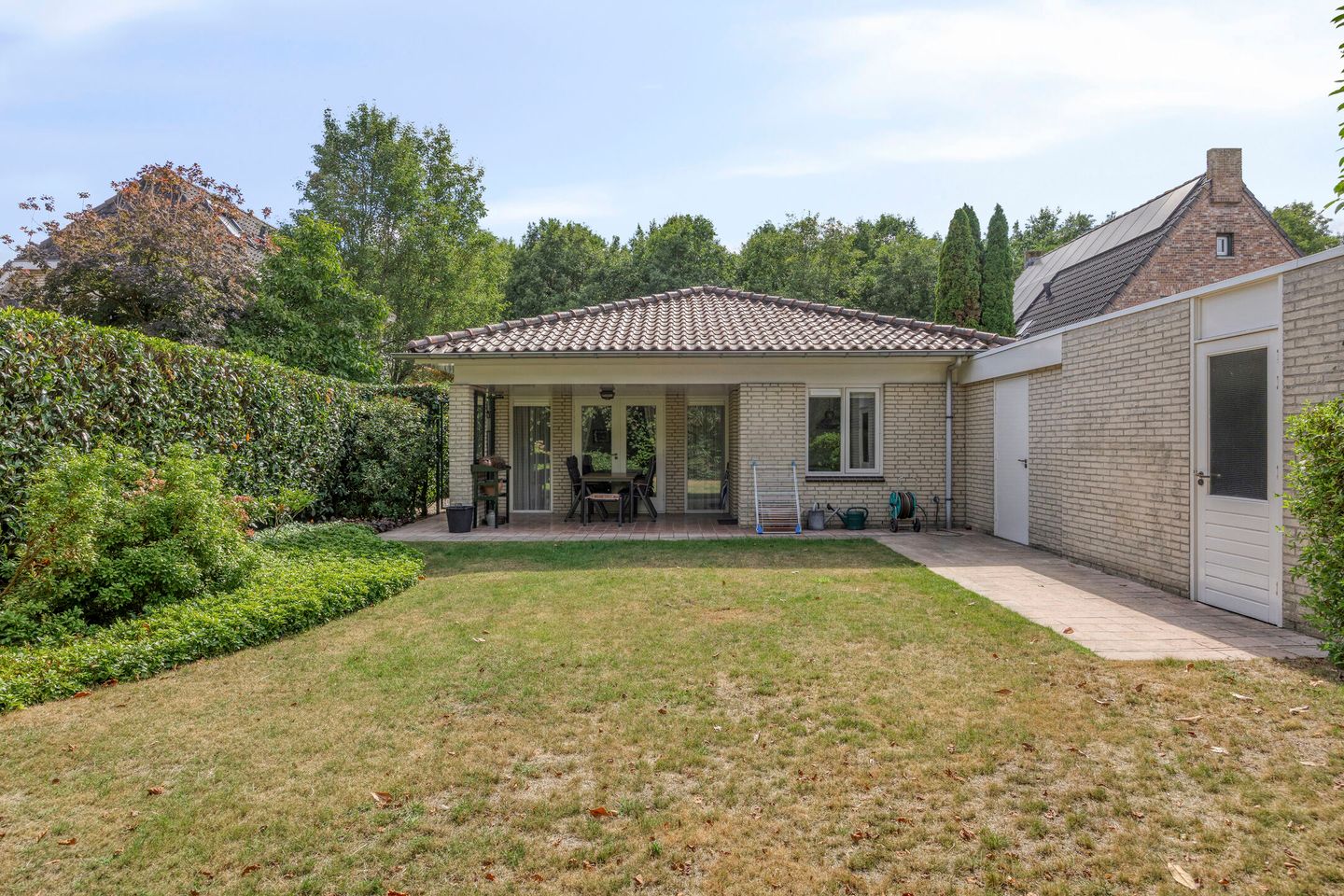 Photo 34 of Luxwoudestraat 15