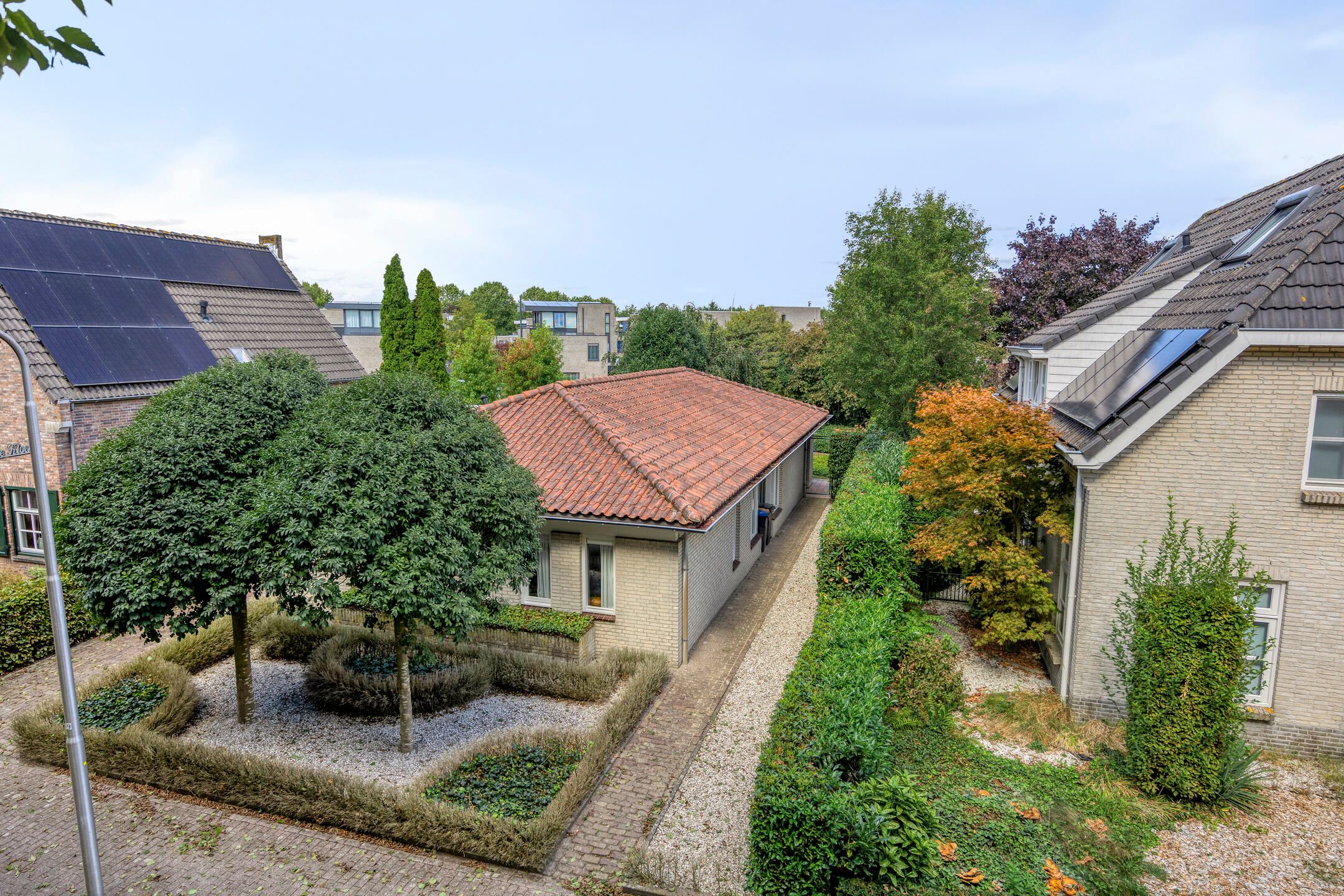 Photo 39 of Luxwoudestraat 15