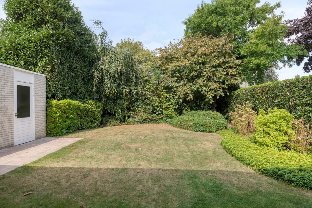 Photo 32 of Luxwoudestraat 15