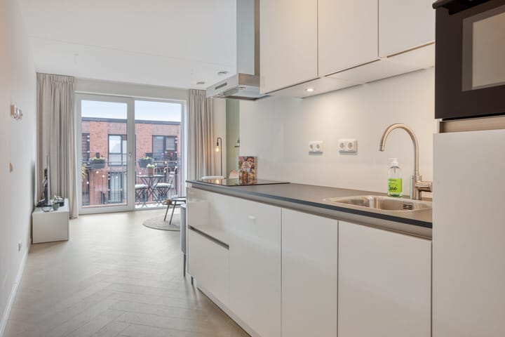 Photo 12 of Theo Dobbestraat 43