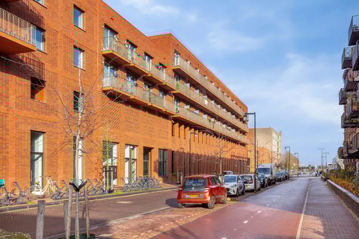 Photo 24 of Theo Dobbestraat 43