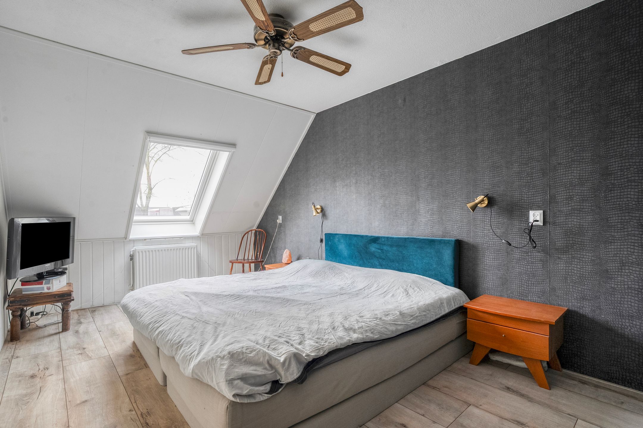 Foto 21 van Donker Curtiusware 32