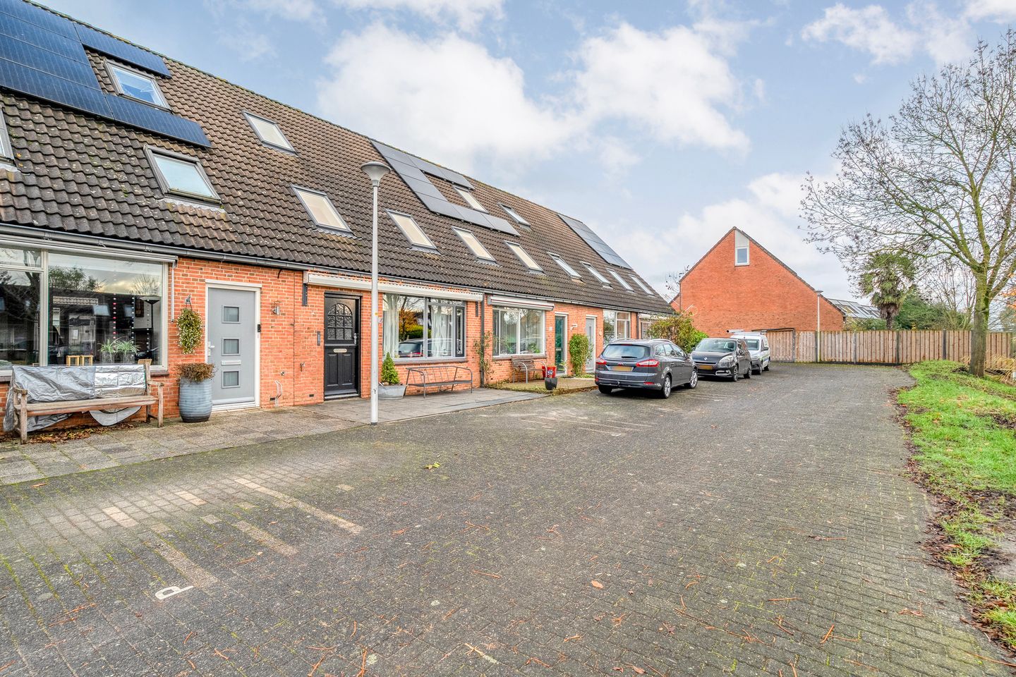 Foto 35 van Donker Curtiusware 32