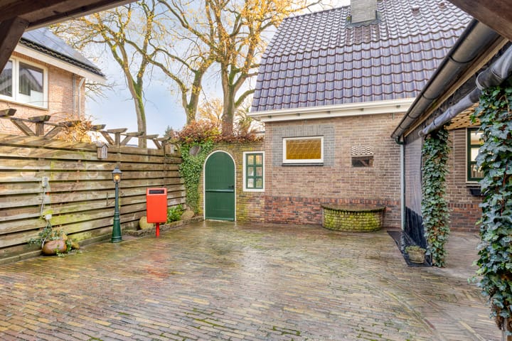 Photo 31 of Oosterstraat 5