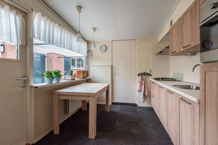 Photo 3 of Prinses Christinastraat 16