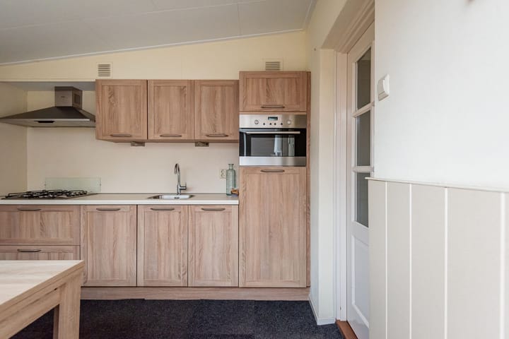 Photo 15 of Prinses Christinastraat 16