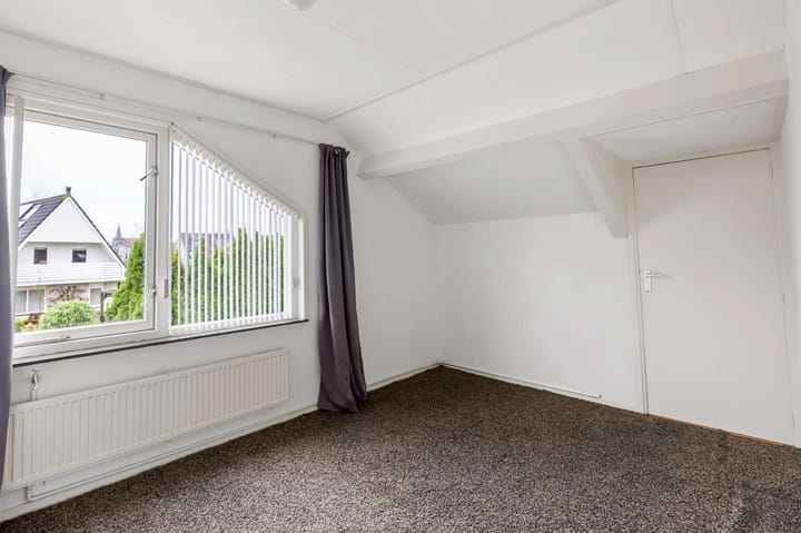 Photo 19 of Manusveert 118