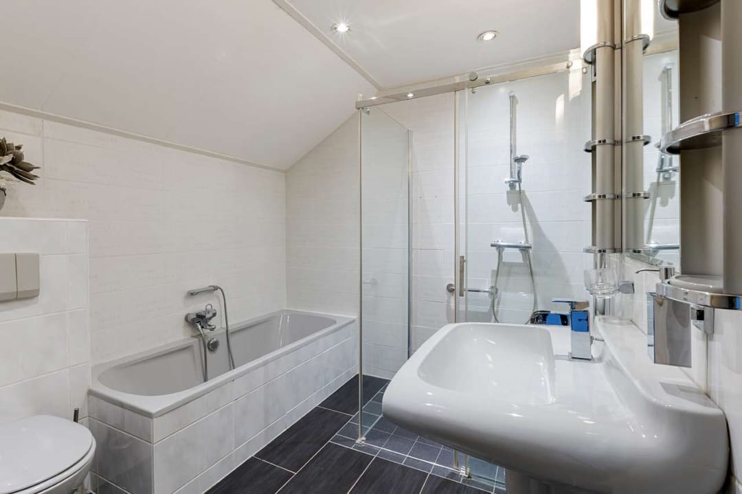 Photo 23 of Manusveert 118