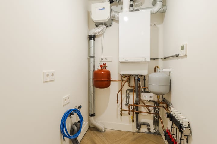 Photo 19 of Torenstraat 14