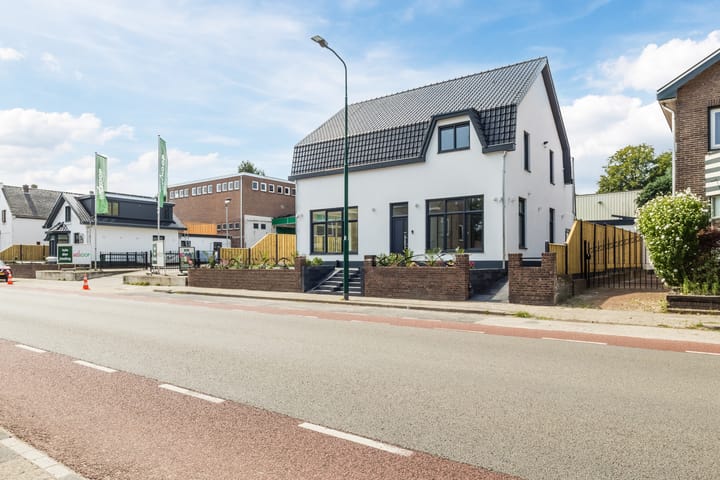 Photo 35 of Torenstraat 14