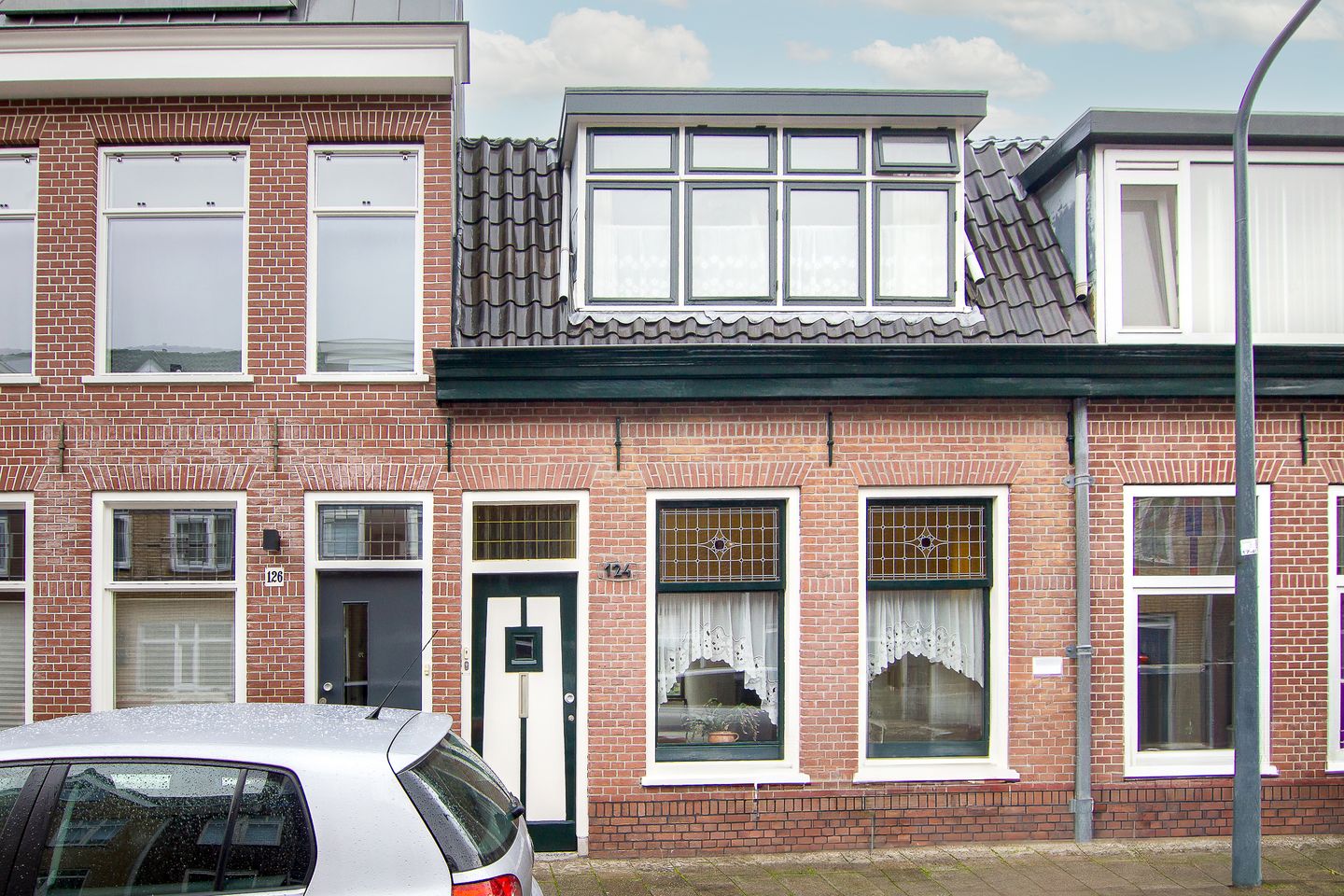 Photo 1 of A.L. Dyserinckstraat 124