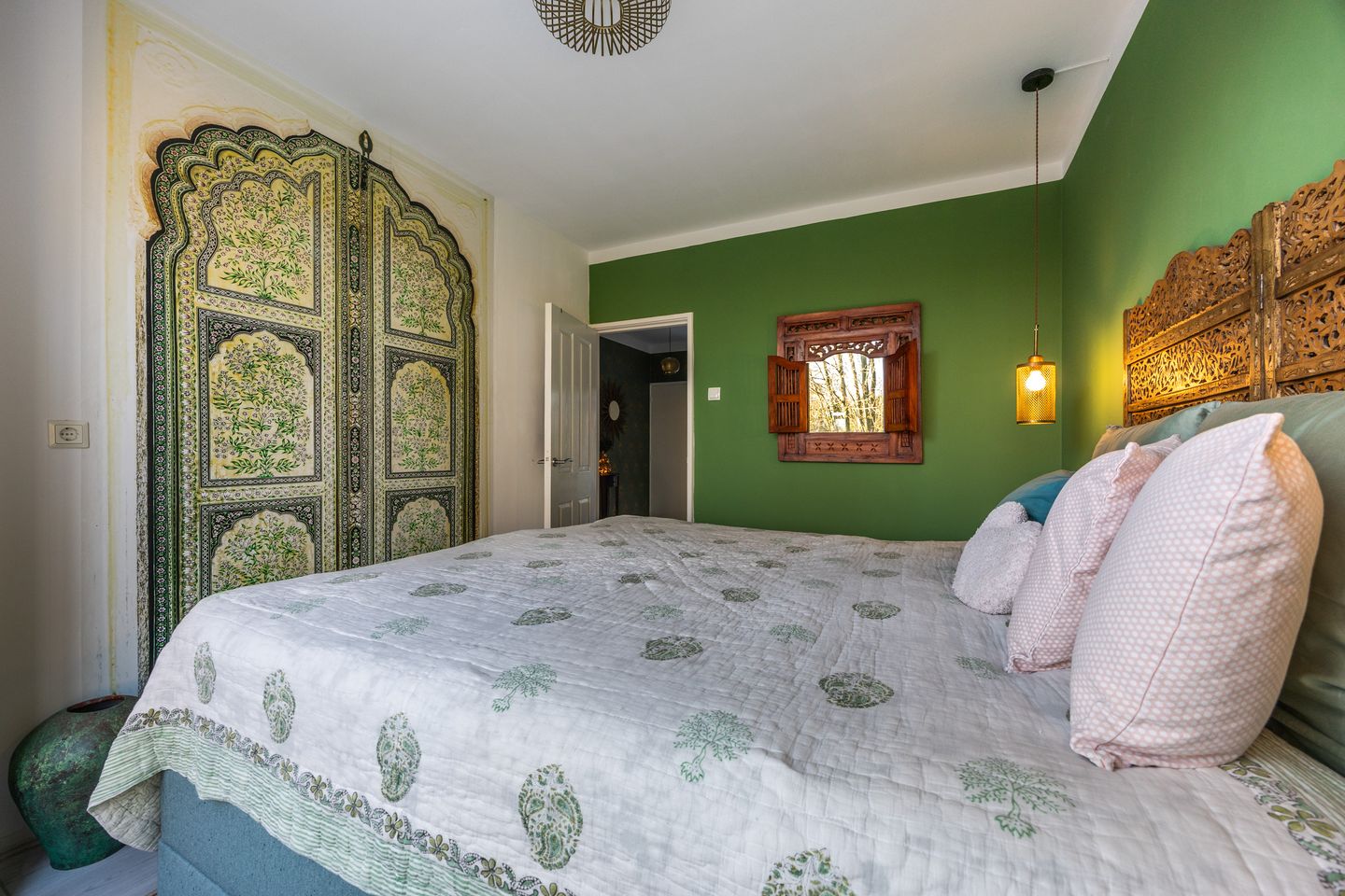 Photo 14 of Henriette Roland Holstln 75