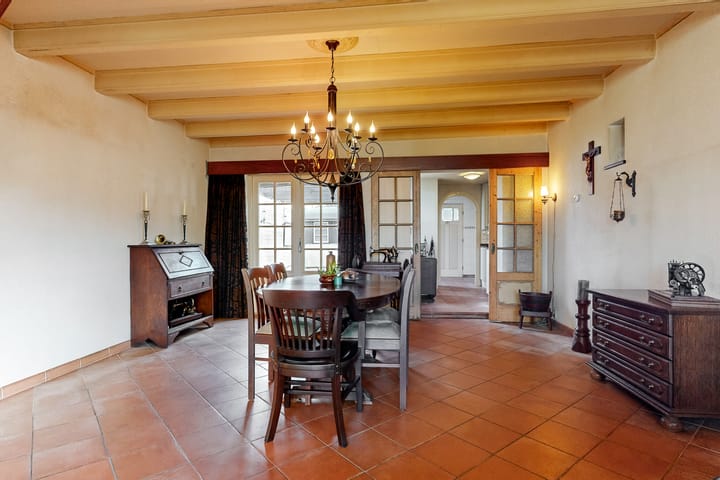 Foto 7 van Beverwijkerstraatweg 40