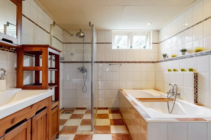 Foto 14 van Beverwijkerstraatweg 40