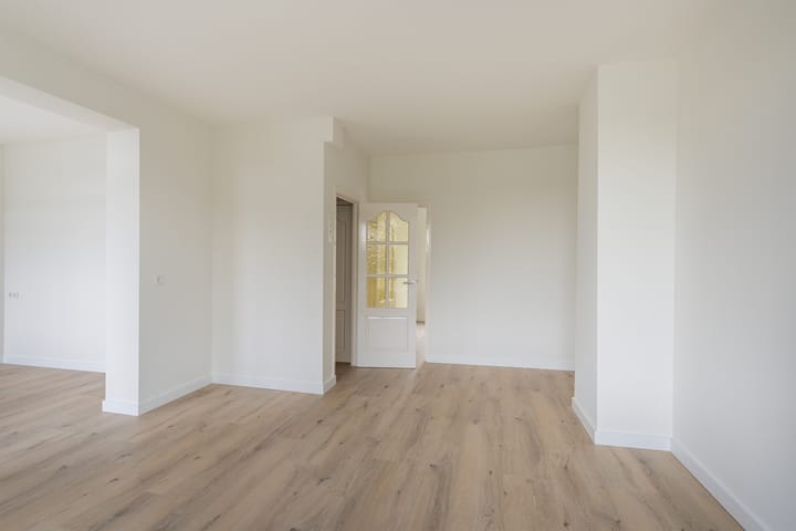 Photo 10 of Parallelweg 104-B