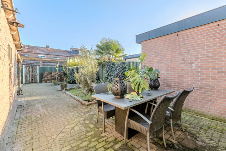 Foto 30 van Floris van Dijckstraat 9