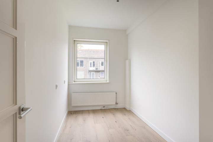 Photo 19 of Parallelweg 104-B