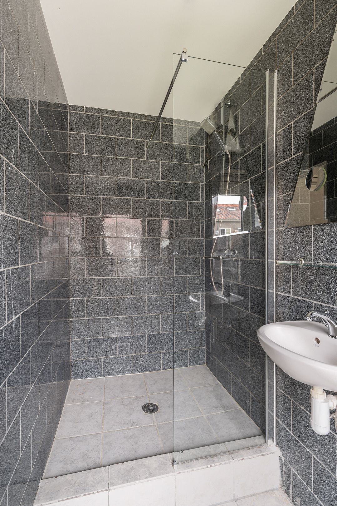 Foto 22 van Parallelweg 104-B