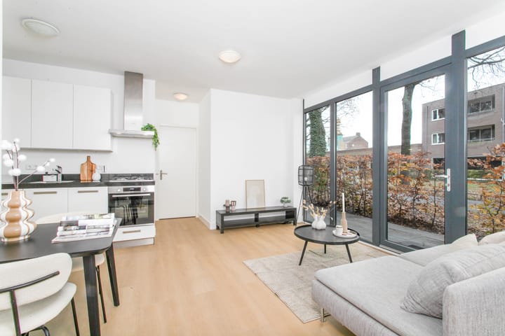 Photo 5 of Amsterdamsestraatweg 831