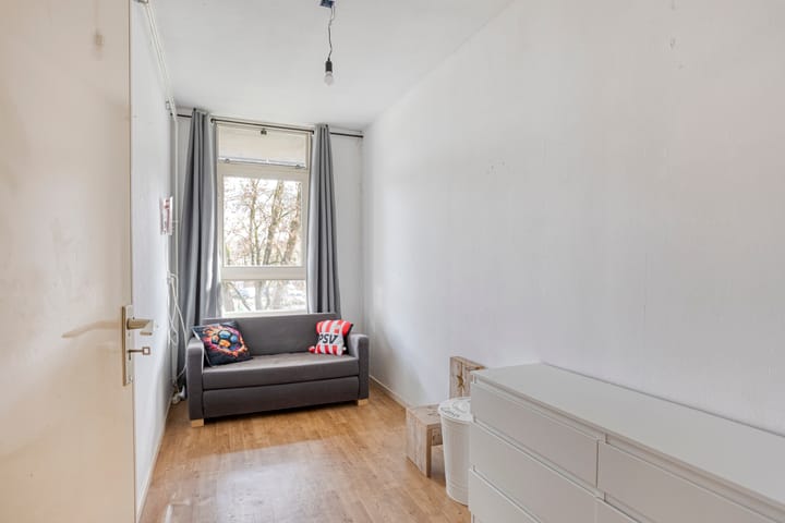 Photo 20 of Roserije 240-A