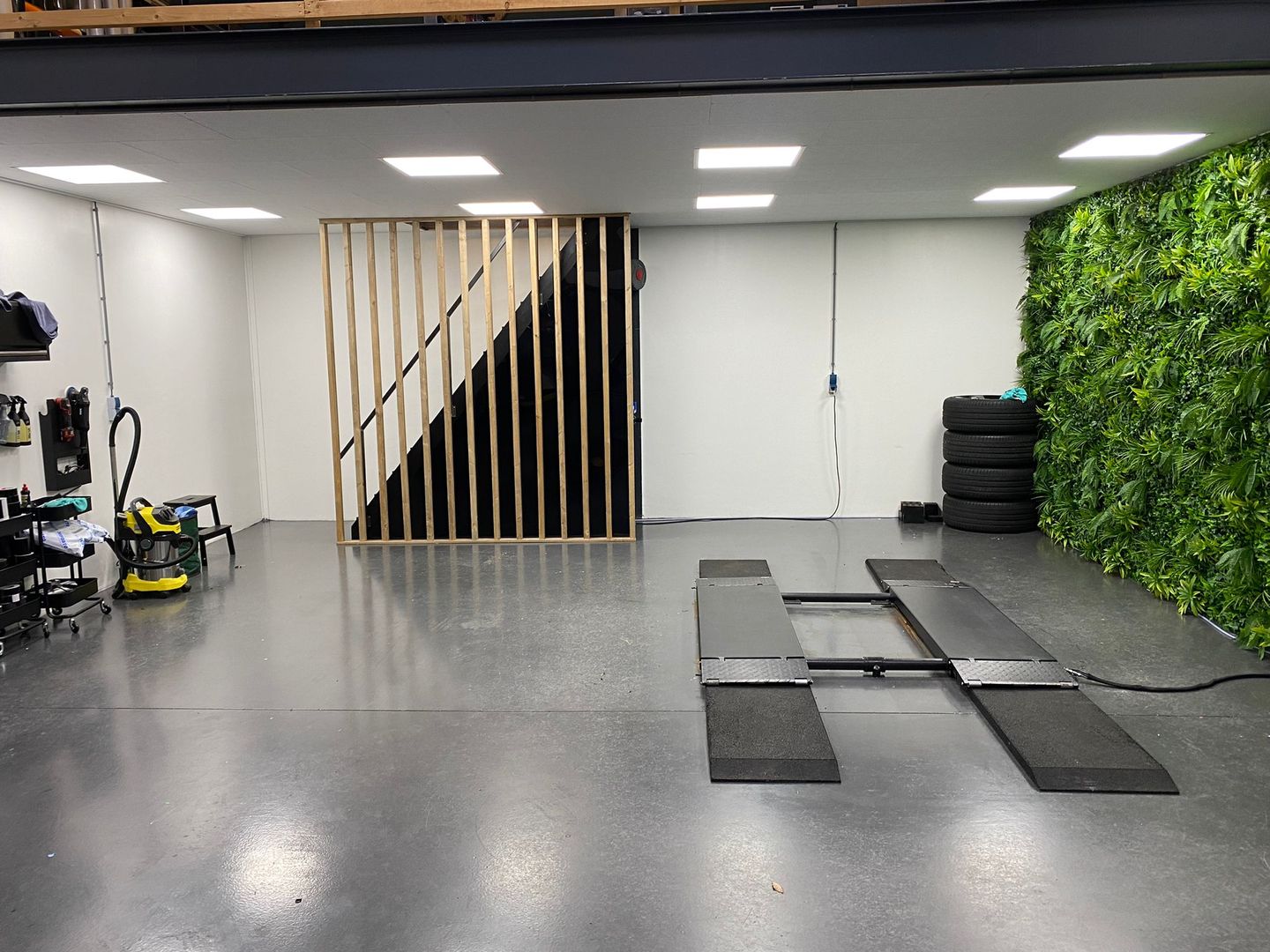 View photo 4 of Industrieweg 12-D