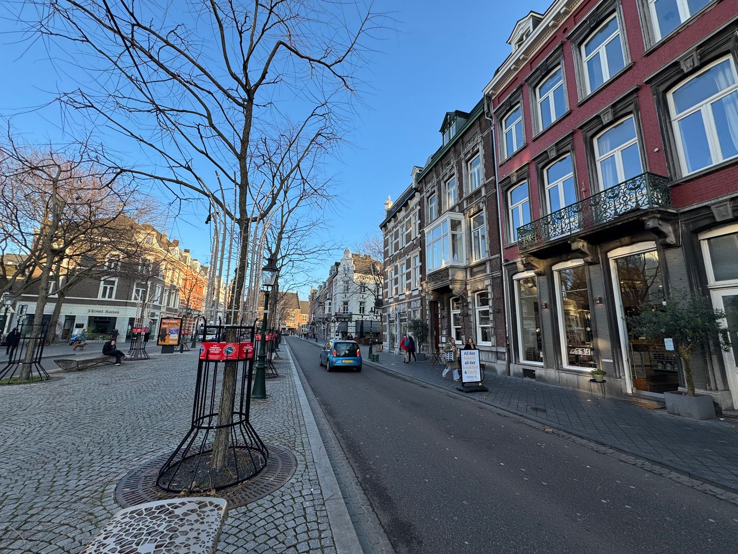 Bekijk foto 2 van Stationsstraat 25