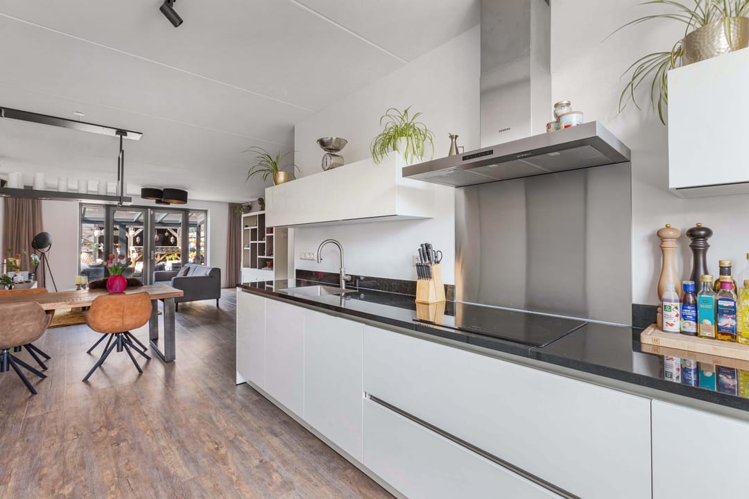 Foto 13 van Kastanjeleane 66-A